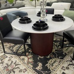 Round solid wood dining table 48”