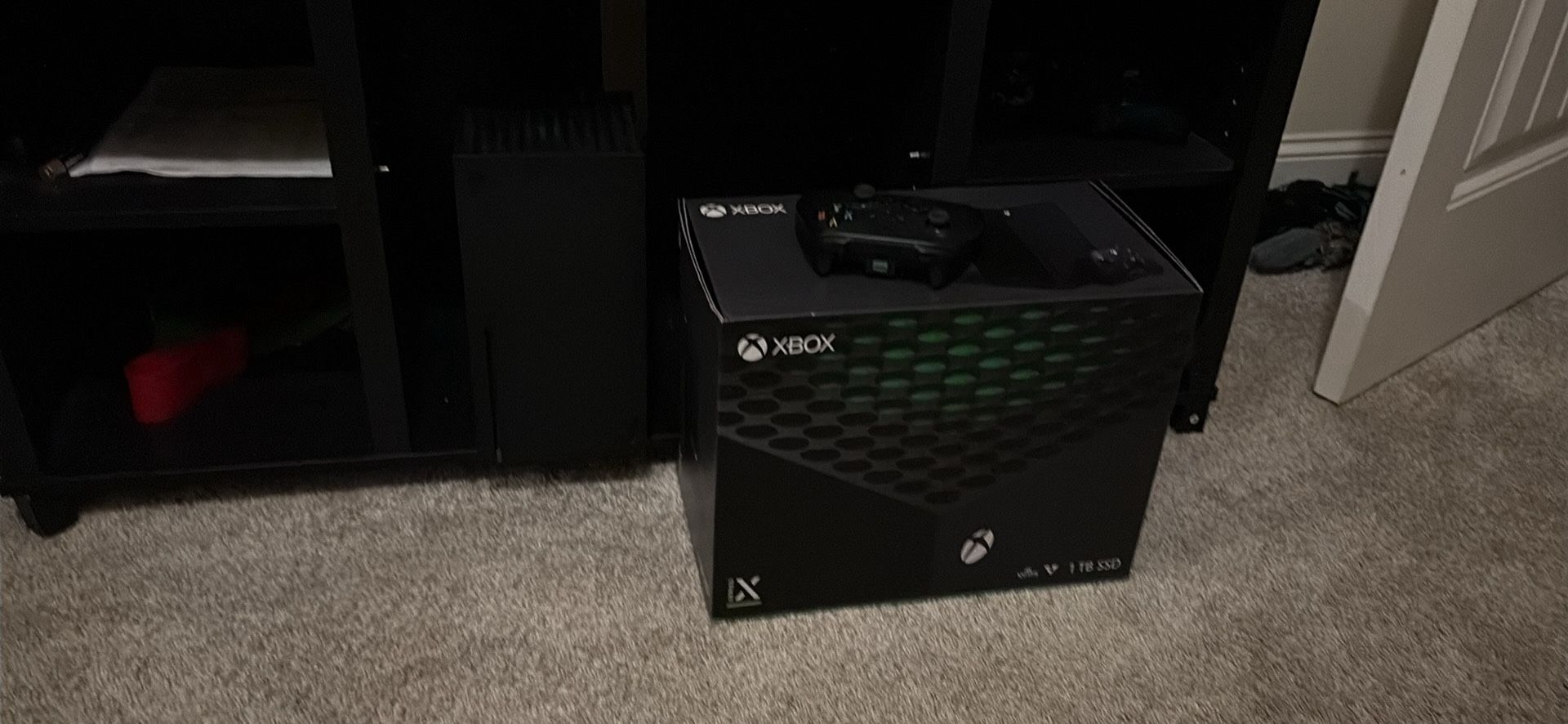 Xbox Series X 1TB Console – Like New, Full Bundle, 4K 120FPS