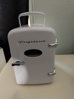 Frigidaire Retro Mini Fridge EFMIS129, White – 6 Can, Works Great