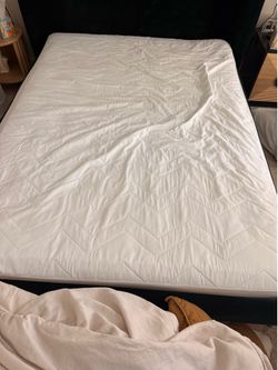FREE QUEEN MATTRESS