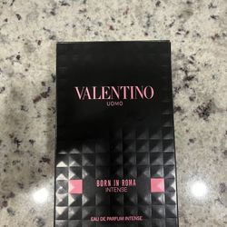 Valentino 