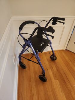 Nova 4 Wheel Walker Seat Brakes Backrest Holds 300 lbs
