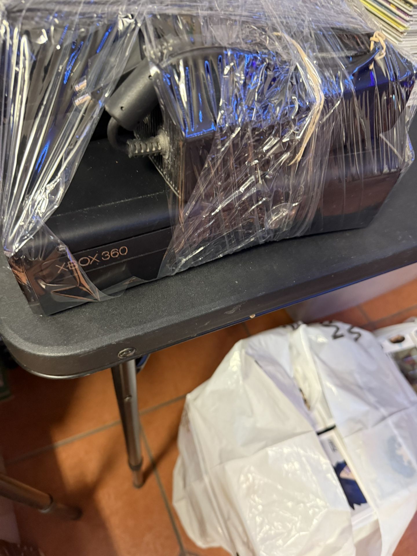 Xbox 360 With Kinet And Game