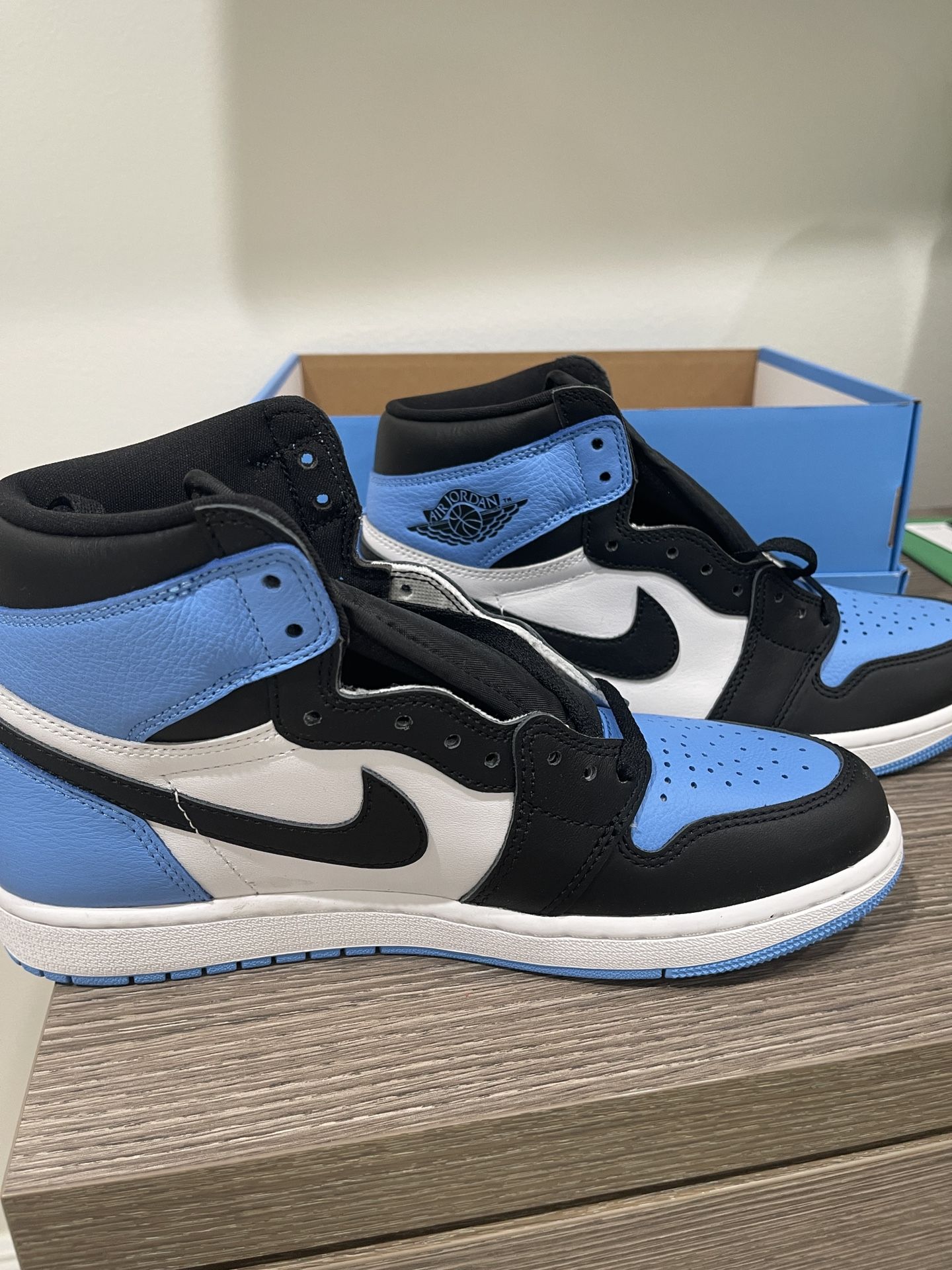 Jordan 1 Retro High OG Shoes