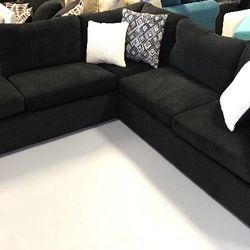 Brand new very nice black microfiber sectional couch