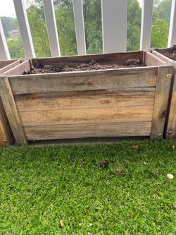 Rustic Wooden Planter Box (3)