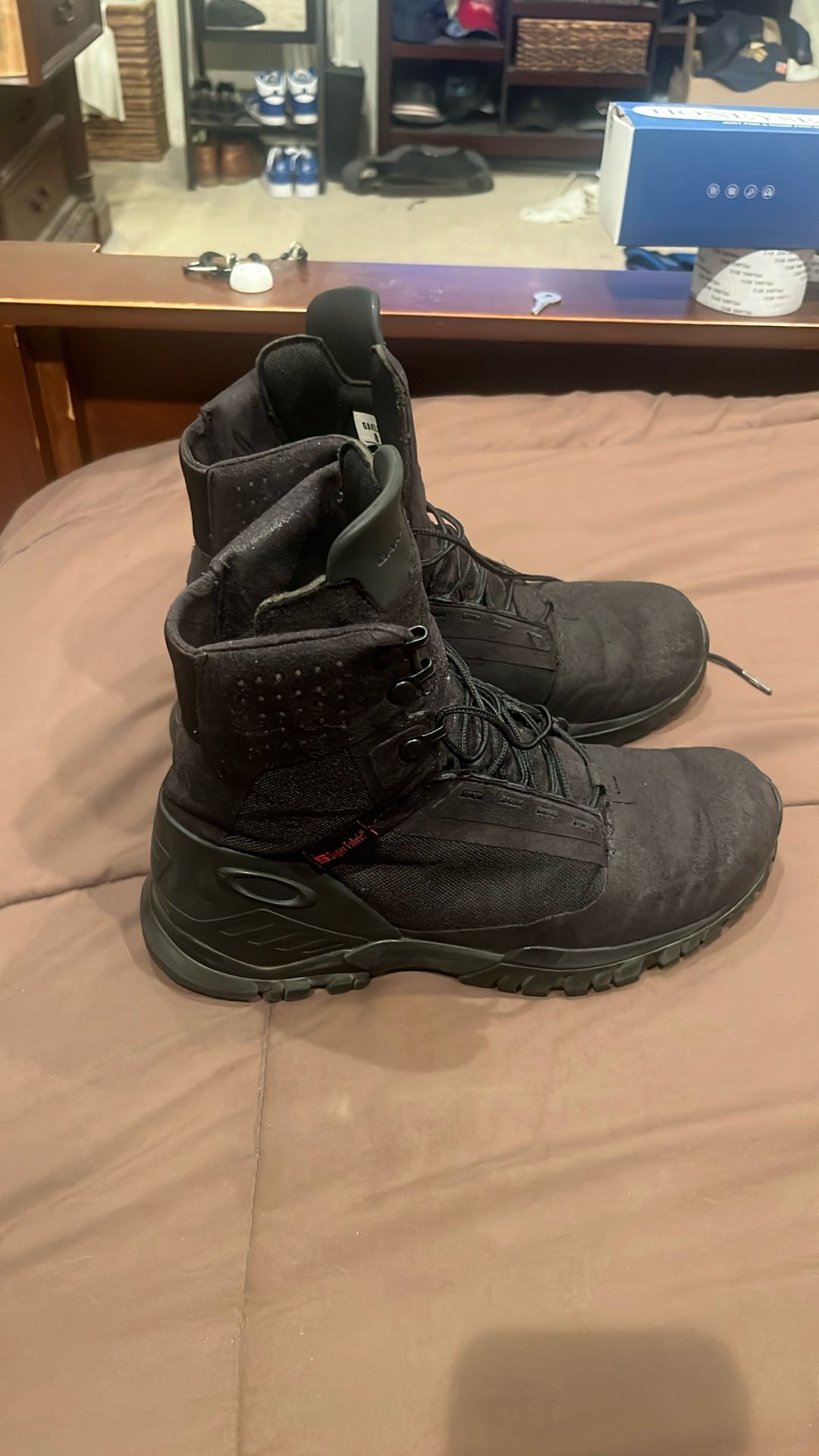 Oakley Boots
