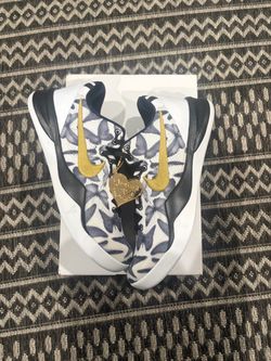 Nike Kobe 8 Protro Mambacita size 10