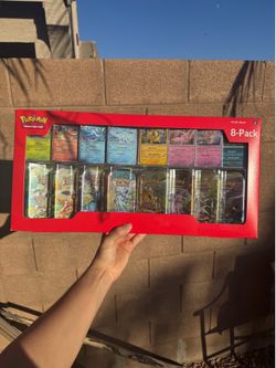 Prismatic evolutions Costco tins pokemon !