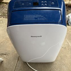 Portable Air Conditioner/Dehumidifier