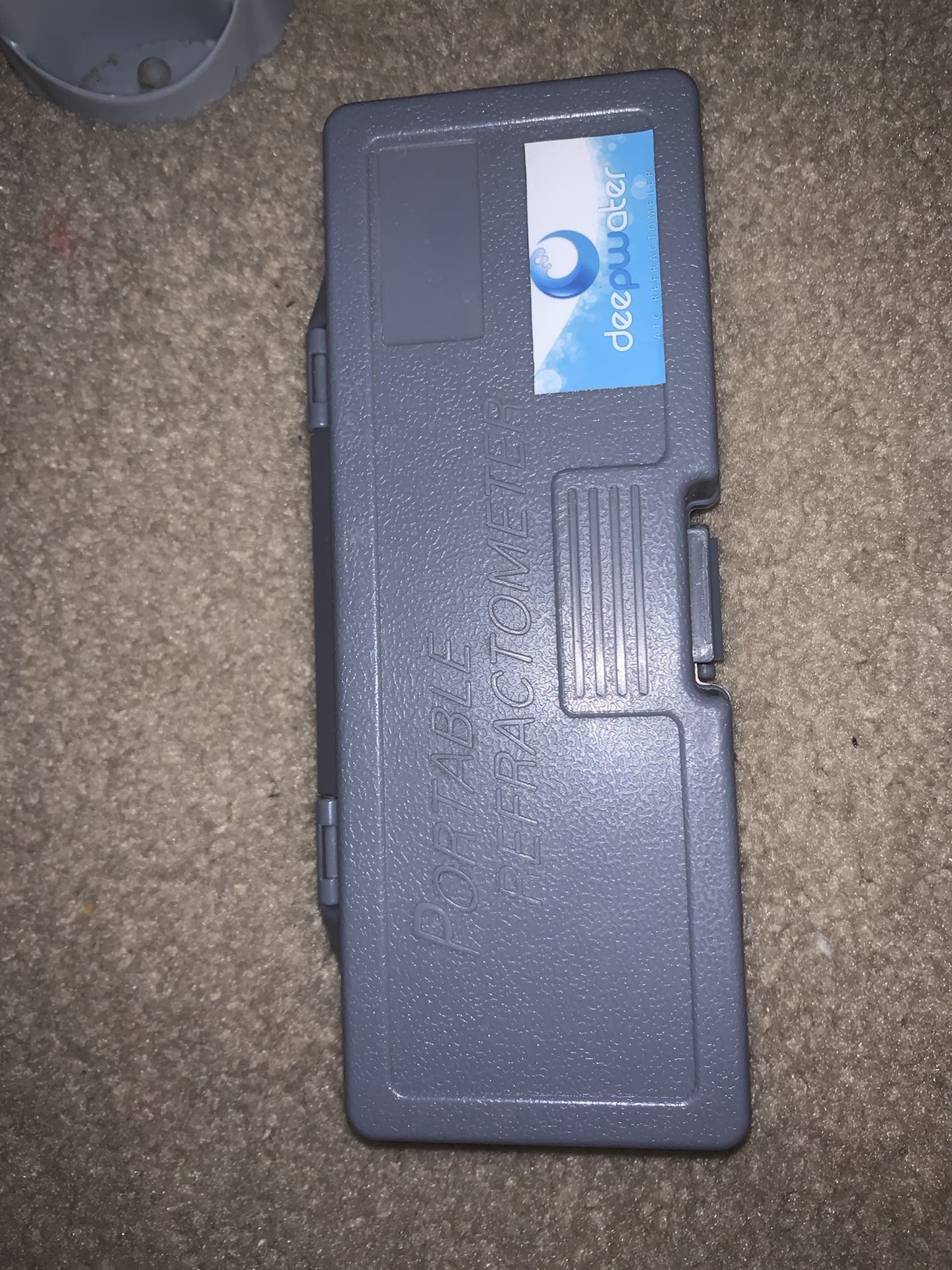 Portable reefactometer