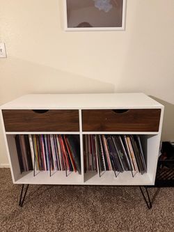 Tv stand/ record player stand