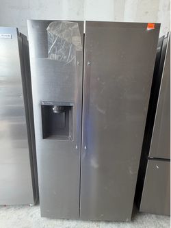 LG side by side refrigerator new