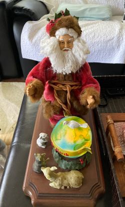 Santa PEACE ON EARTH