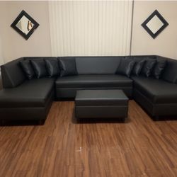 Large U Sectional Sofa Never Used 