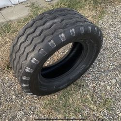 11L-16 10 PLY RATED F3 BACKHOE FRONT TIRE 11Lx16, Backhoe HEAVY DUTY TubeLess