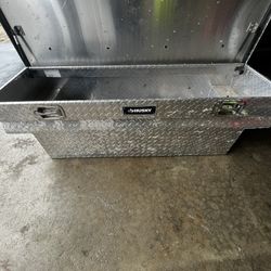 Metal Husky Full-Size Tool Box