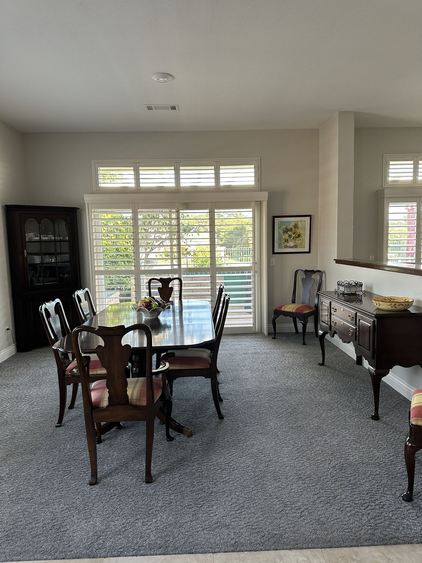 Dining Room set Best Offer