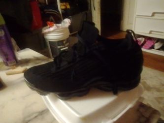 2021 Nike r923 vapormax size 9 and 1/2