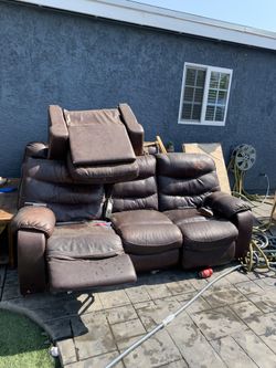 Free Electrical Working Couches 