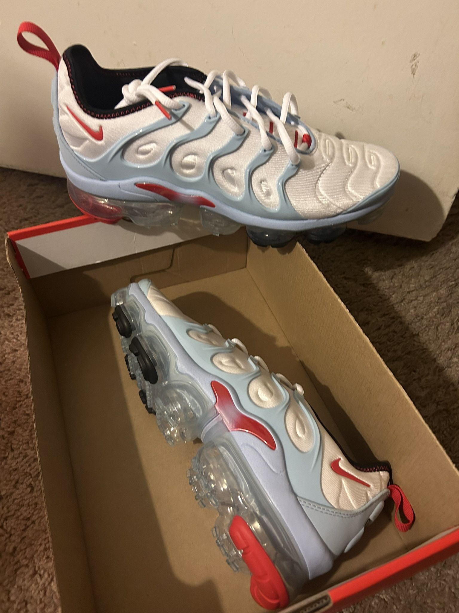 Vapormax Plus Sz 10.5 M