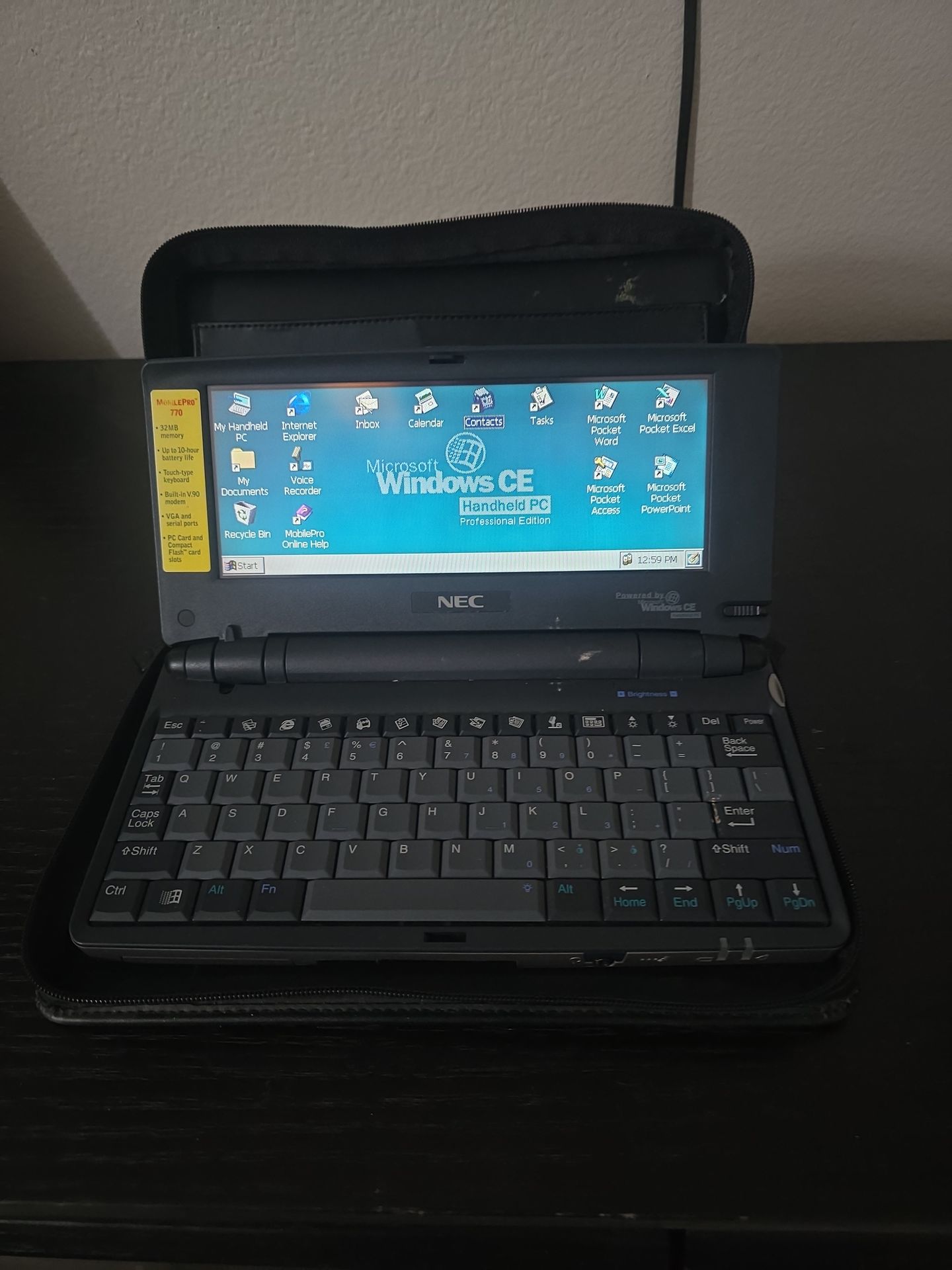 Vintage 1999 Mobile pro laptop