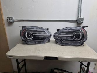 Left right headlight ford bronco sport 2021 2022 2023 2024 2025 2026