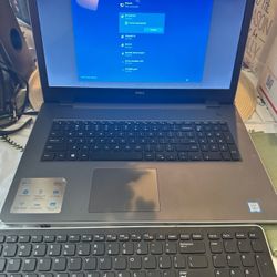 Dell inspiron 17 5000 series laptop 17.3 display-Intel Core i5-6200U-w/dell bkpk