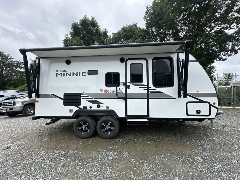2022 Winnebago Microminnie Rv Trailer