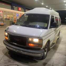 Chevy HiTop Conversion Van  - 1997