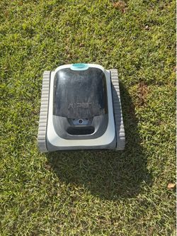 Aiper robotic pool cleaner