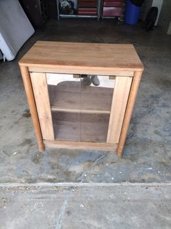 TV Entertainment Stand 23w X 17.5d X 32h