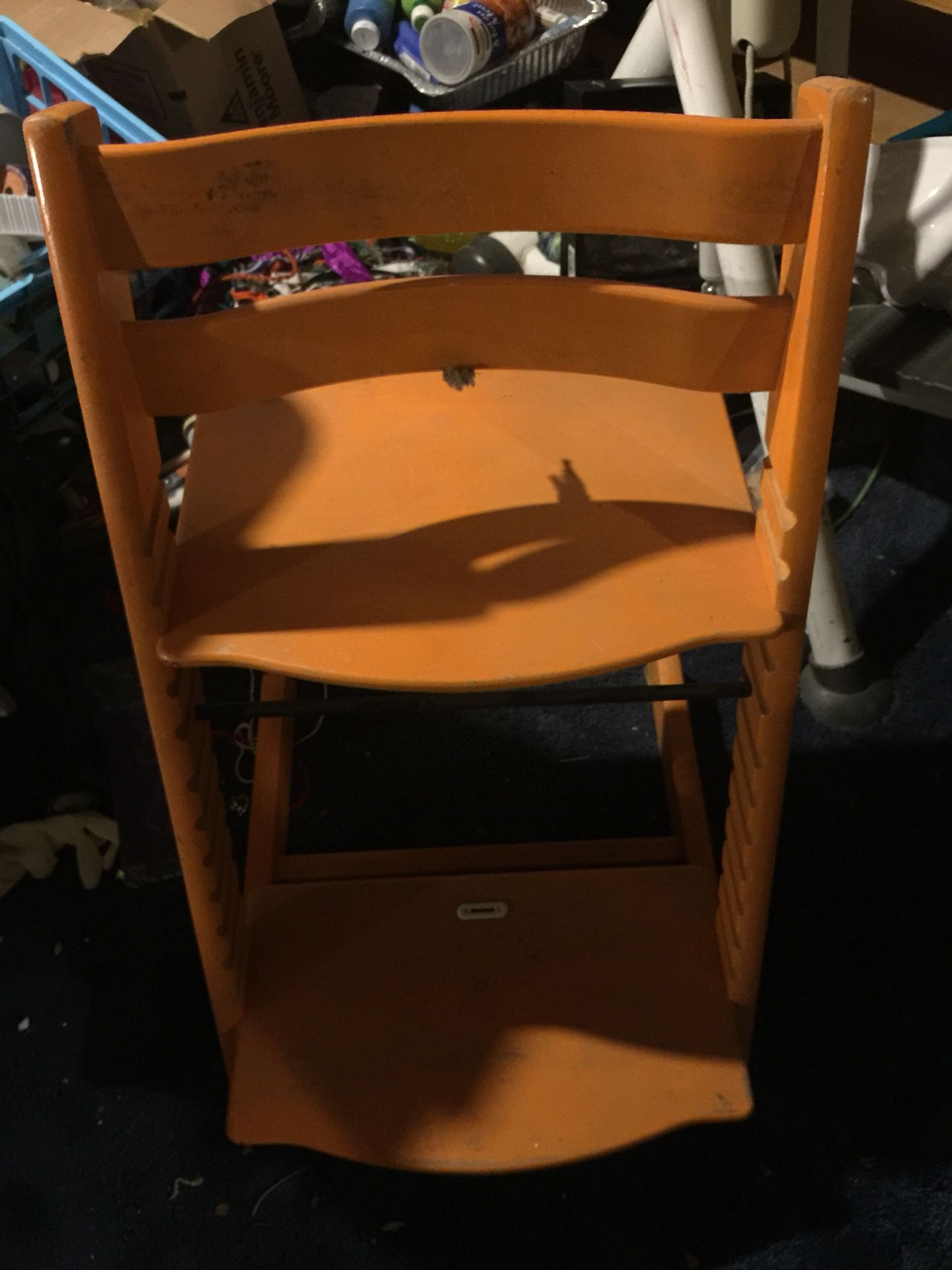 Stokke Kinderzeat-Adjustable seat, and feet great for homework/ eating. no straps