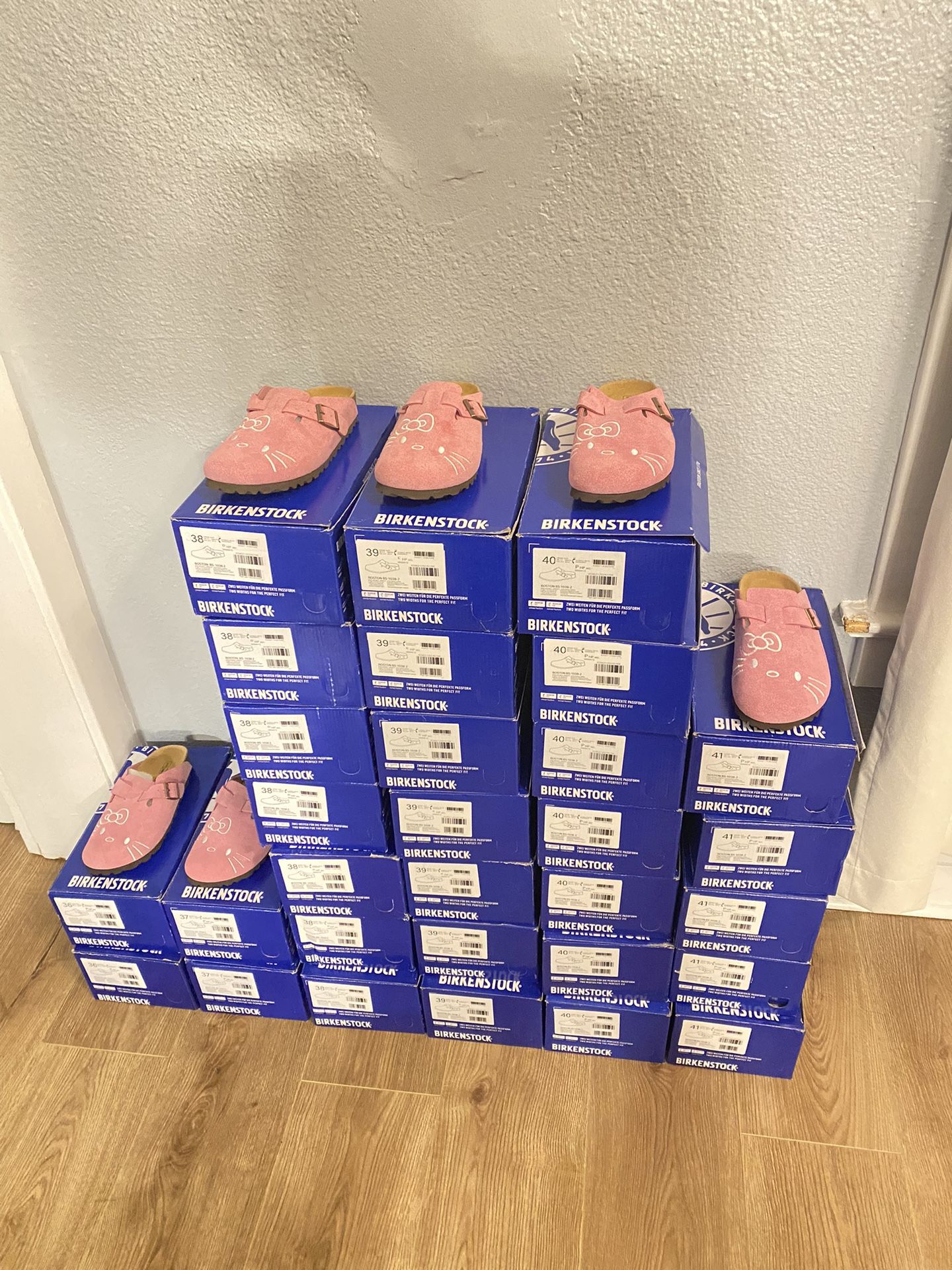 Hello Kitty Birkenstocks