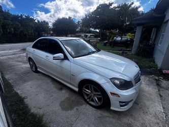 Mercedes-Benz C(contact info removed)