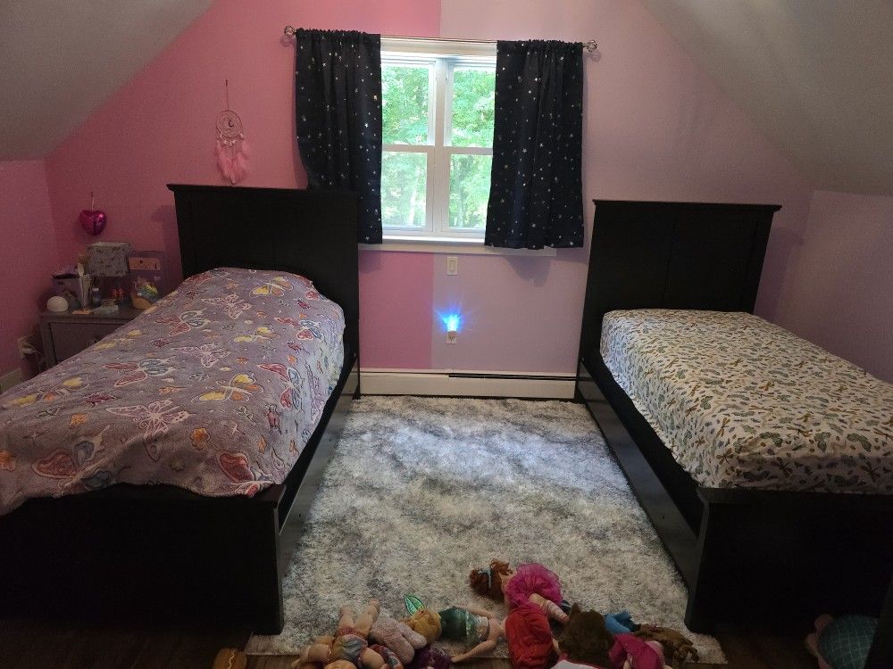 Gently Used Single Beds