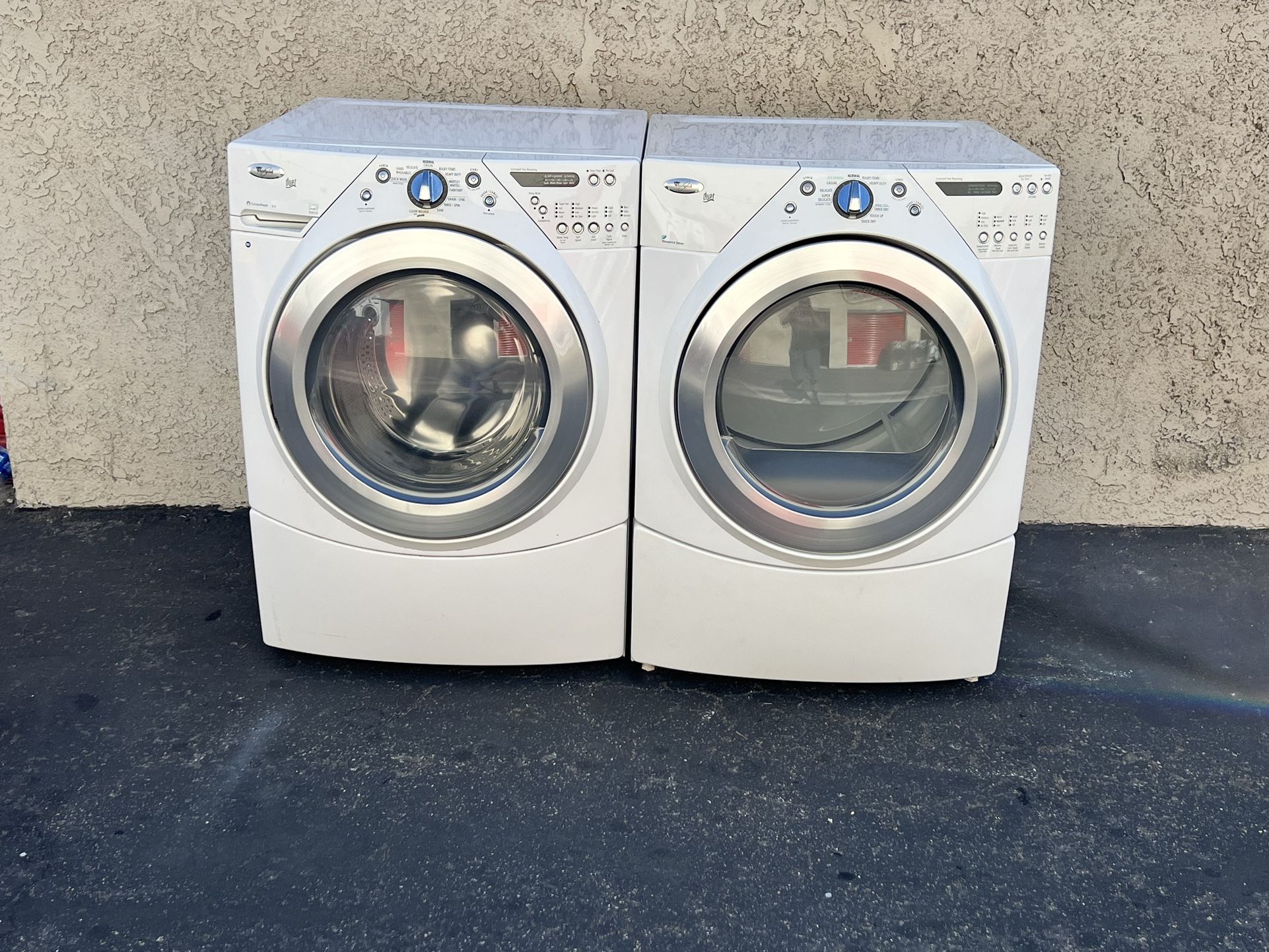 Whirlpool Set Gas Dryer And Washer
