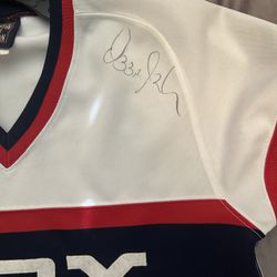 Authentic Signed Ozzy Guillén Whitesox Jersey 
