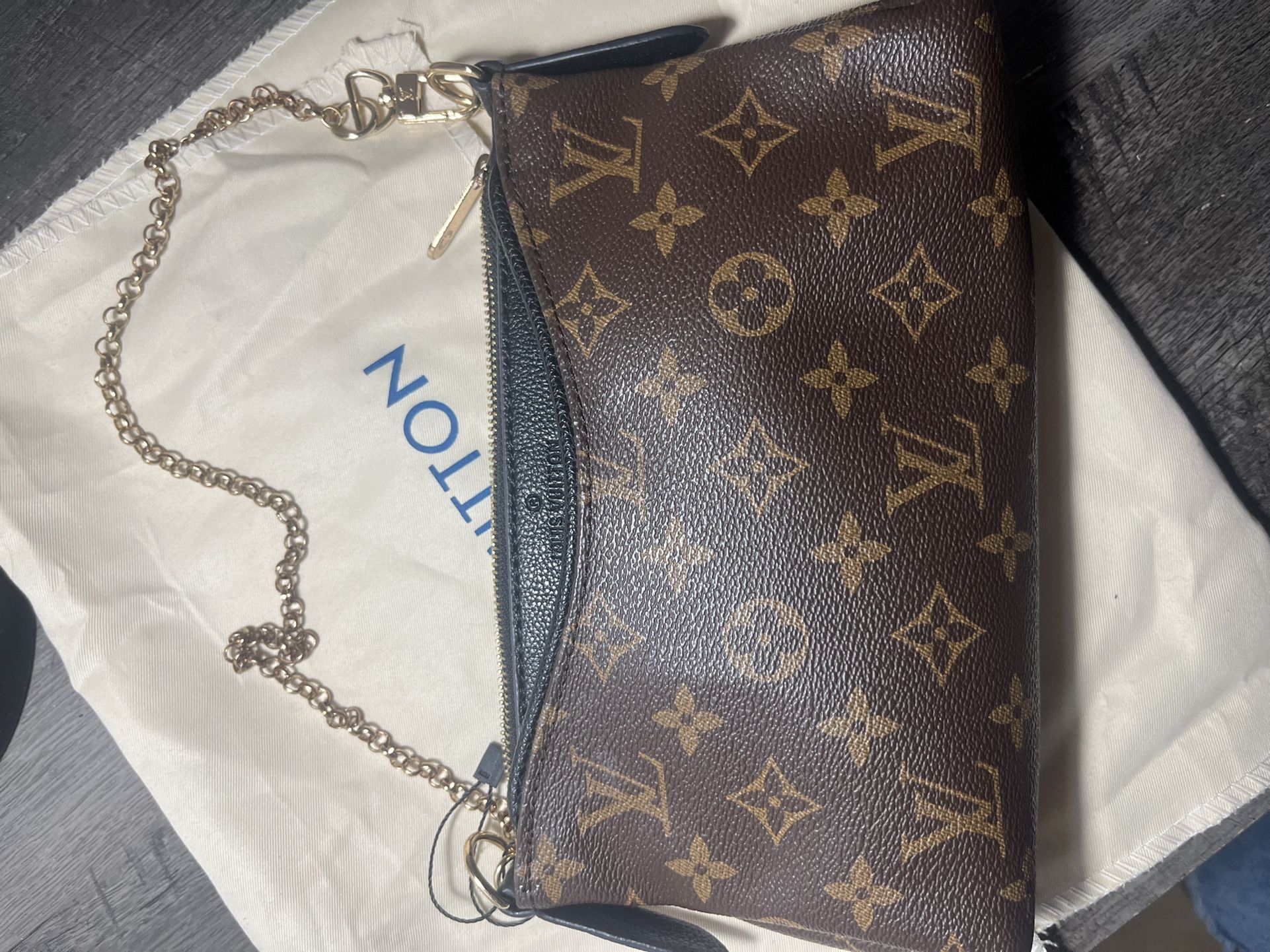 Louis Vuitton Bag 