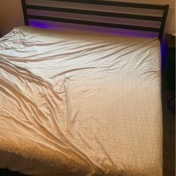King Bed 