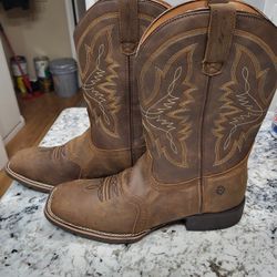 BOOTS MENS 13