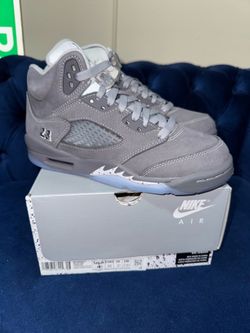 Air Jordan 5 Retro wolf grey size 4Y