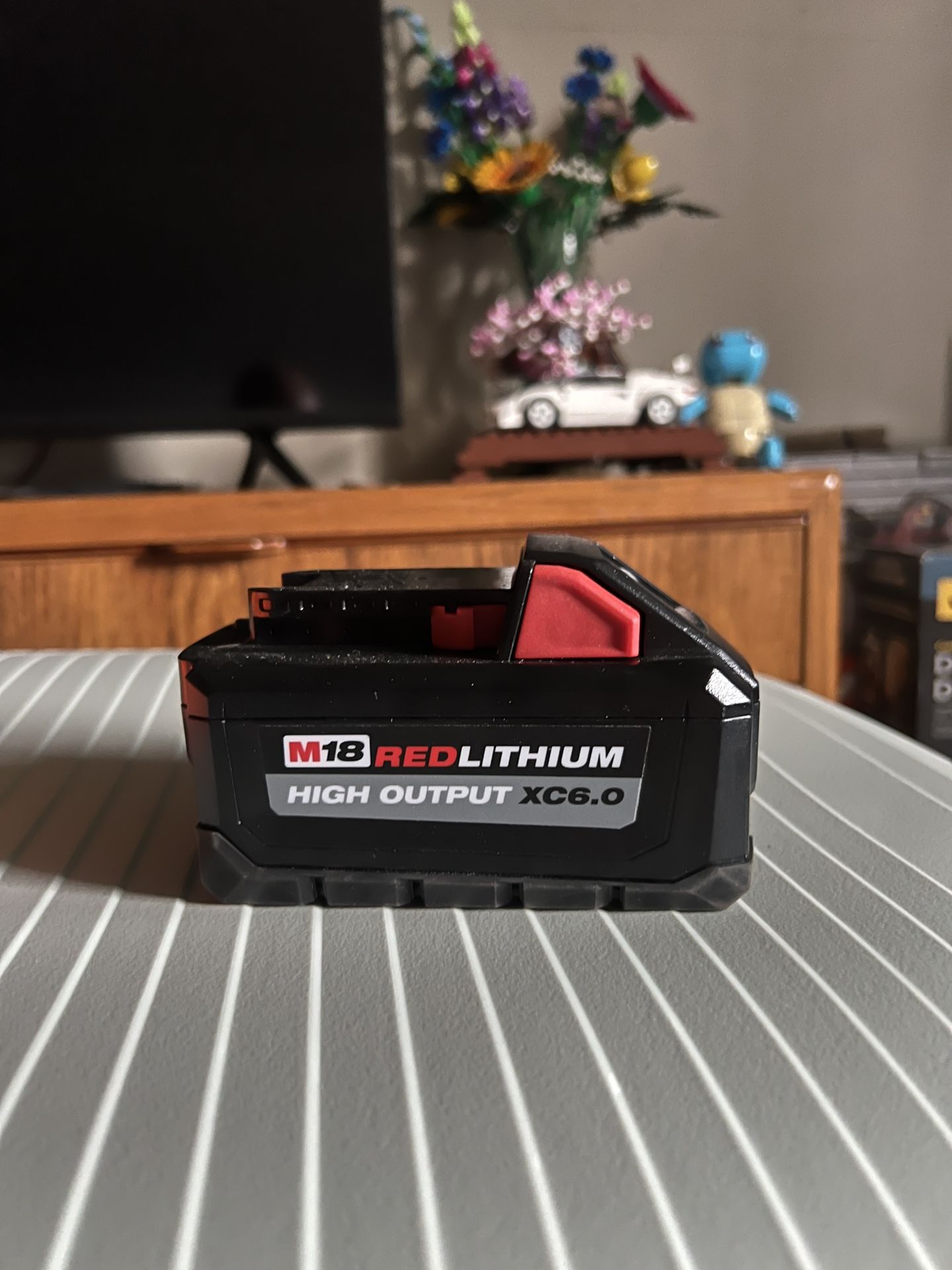 M18 18-Volt Lithium-Ion High Output Battery Pack 6.0Ah