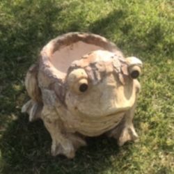 New Flower Pots Made Out Of Resin 