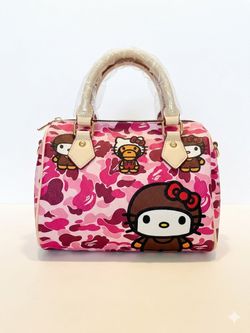 HELLO KITTY BAPE PURSE