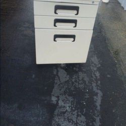 3 Rolling Cabinets  Toolboxes  Grey$35  Rolling Allsteel  ,Black $15 , White One $35 All 3 For  $55