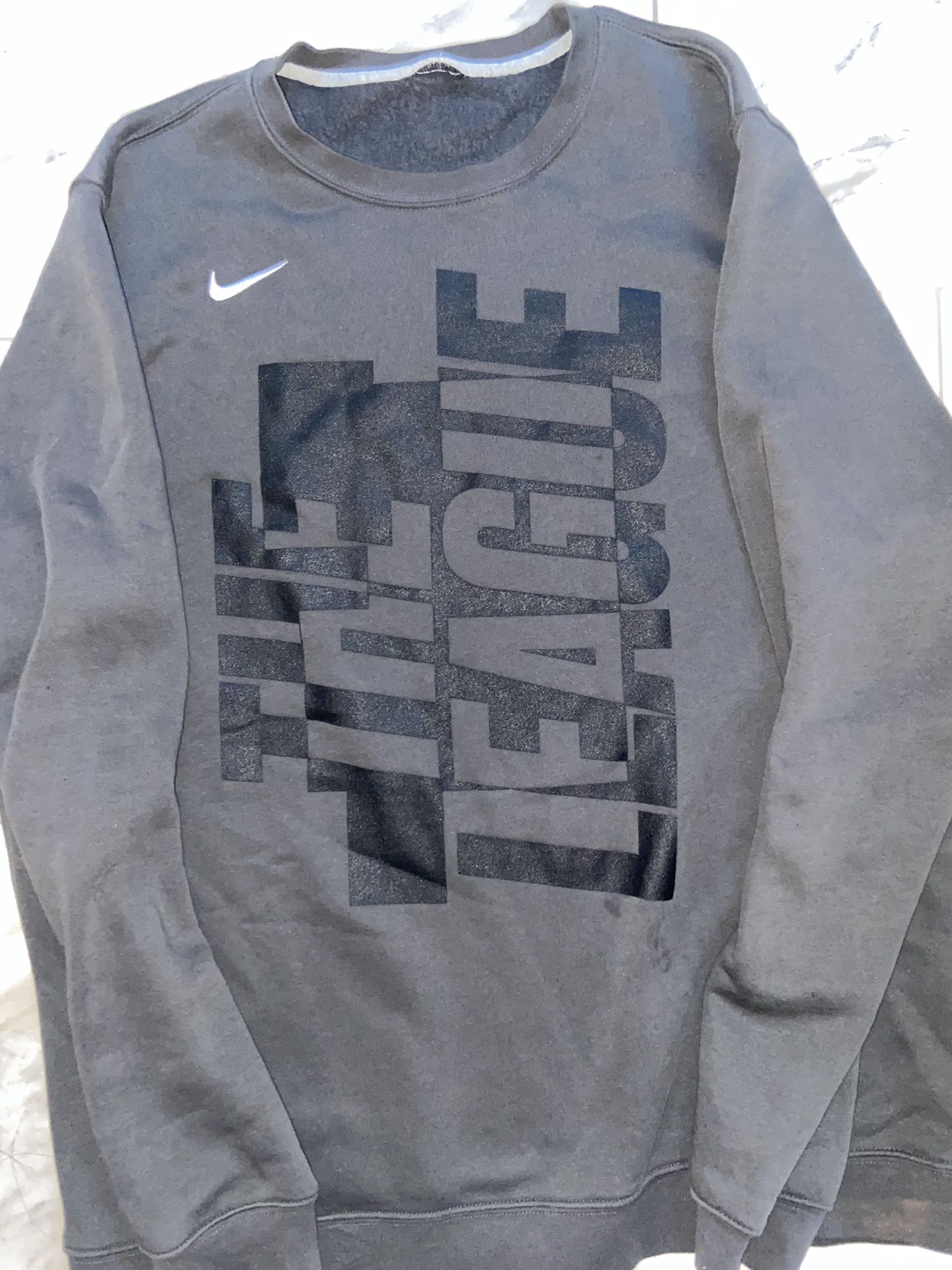 Men’s Nike sweatshirt