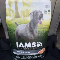 Iams Dog Food  5 Bags 