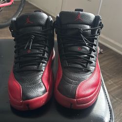 Jordan 12 Flu games sz 10.5