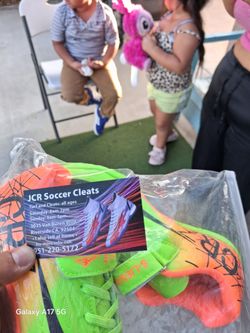 Soccer cleats